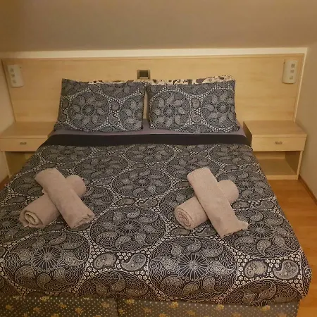 Apartma Sara's *