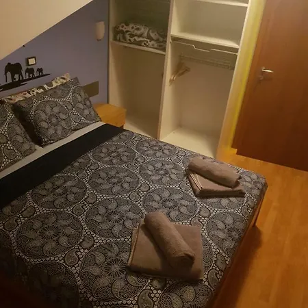 Sara's * Secovlje